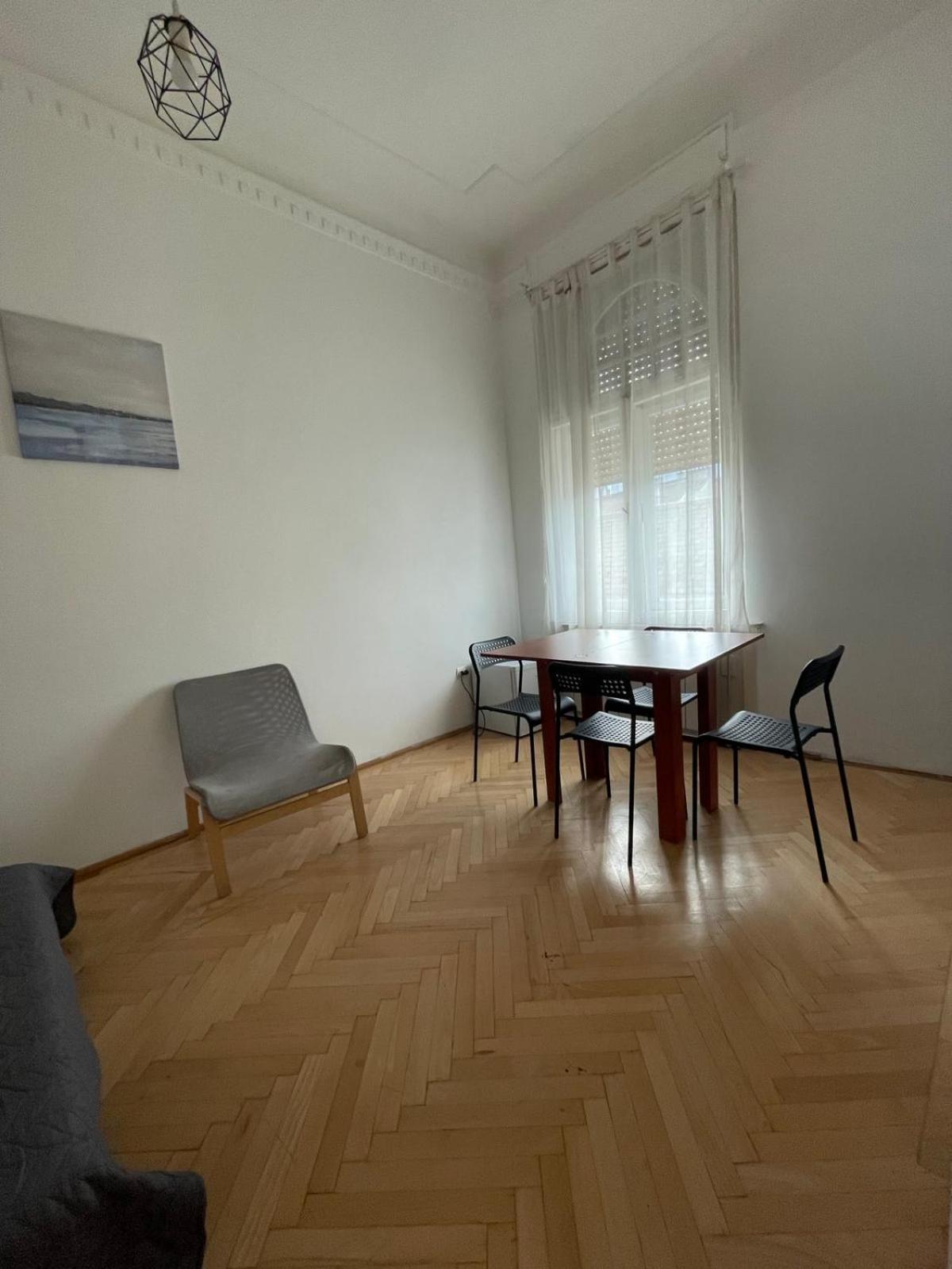 White Pearl Rooms Near Gozsdu Budapest Exterior foto